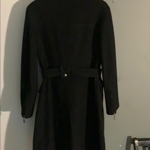 Coat - Picture 4 of 4